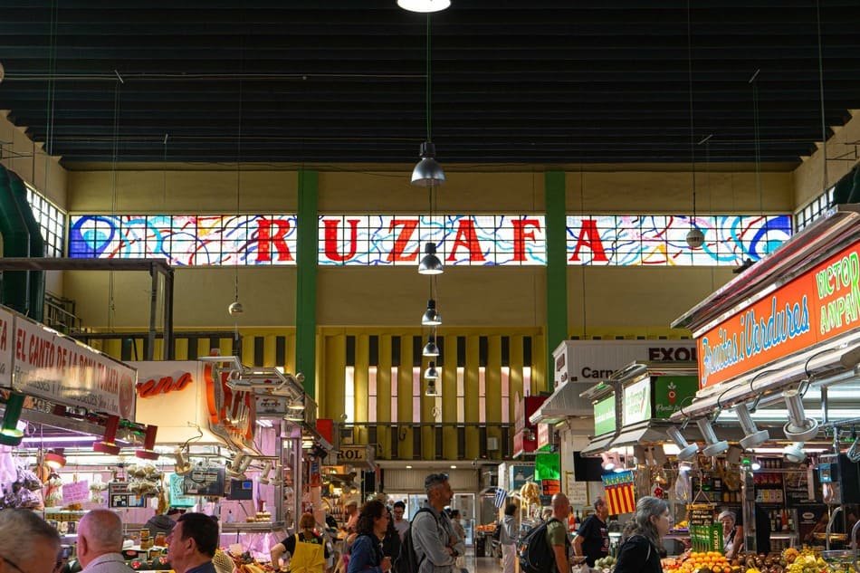 interior mercado de ruzafa valencia